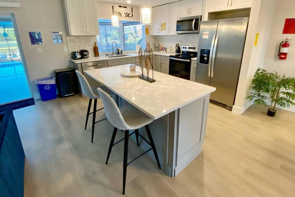 Waterfront Gulf Gateway: Pool/Dock/Grill/Gameroom Fort Myers Exteriér fotografie